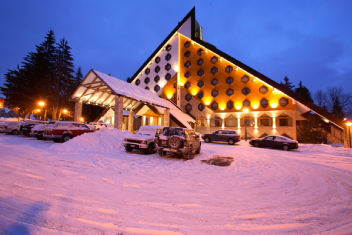 Festat e Nentorit ne Bianca Resort